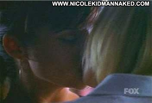 Tiffani Amber Thiessen Fastlane Stunning Kissing Athletic