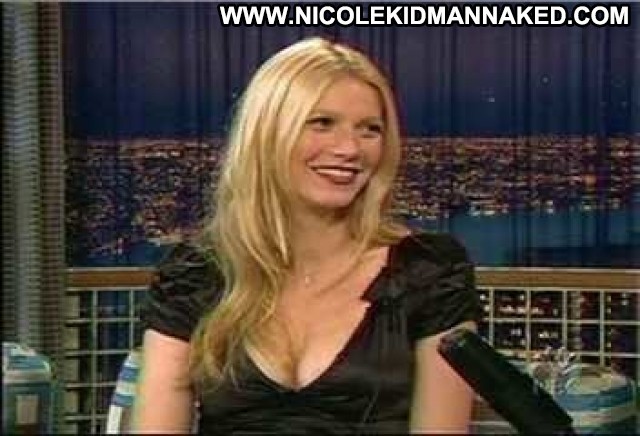 Gwyneth Paltrow Late Night With Conan O Brien  Sexy Doll Famous