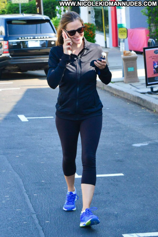 Jennifer Garner No Source Paparazzi Posing Hot Beautiful Workout