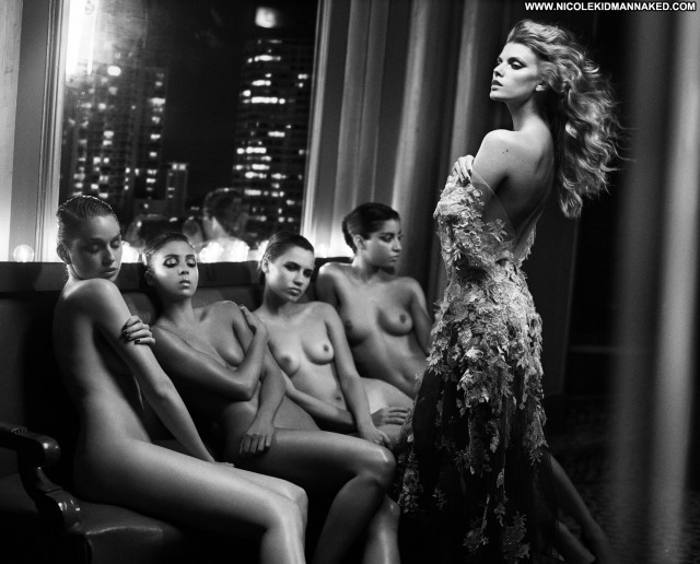 Maryna Linchuk Vogue Russia Dec 2013 Posing Hot Celebrity