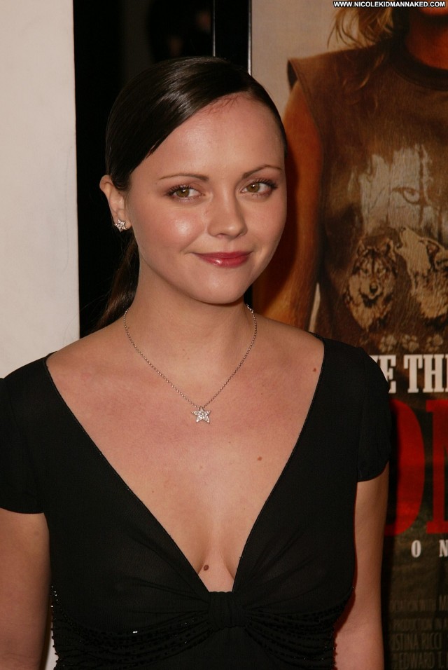 Christina Ricci La Premiere Of Monster Nov Celebrity Posing Hot Nude