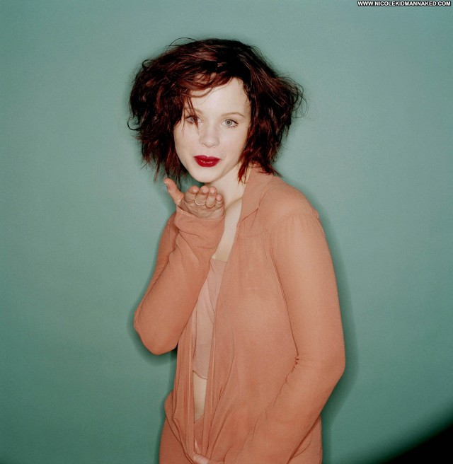 Thora Birch Cleavage Beautiful Babe Celebrity Posing Hot Female Doll Thora Birch Cleavage Beautiful Babe Celebrity Posing Hot Female Doll