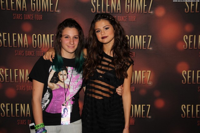 Selena Gomez High Resolution Celebrity Beautiful Posing Hot Babe Sexy Selena Gomez High Resolution Celebrity Beautiful Posing Hot Babe Sexy