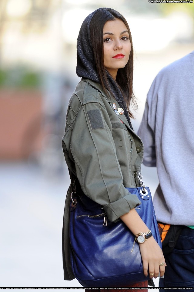 Victoria Justice High Resolution Posing Hot Babe Celebrity Beautiful Victoria Justice High Resolution Posing Hot Babe Celebrity Beautiful