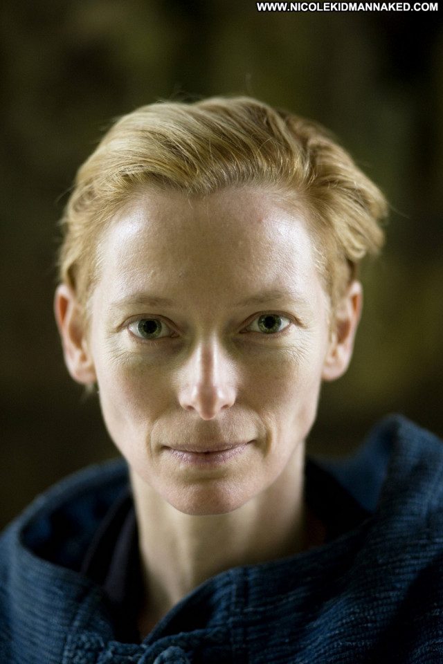 Tilda Swinton I Am Love Babe Celebrity Posing Hot Beautiful Cute Hot