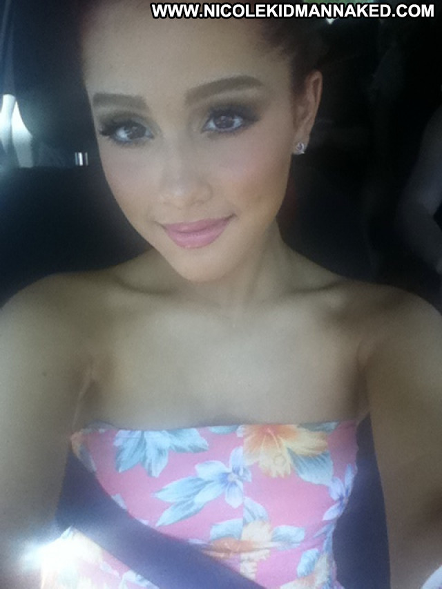 Ariana Grande Beautiful Celebrity Babe Posing Hot Famous Actress Doll