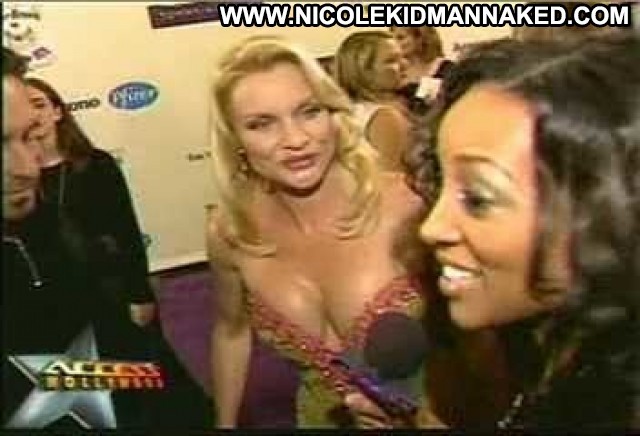 Nicollette Sheridan Access Hollywood Big Tits Cleavage Celebrity