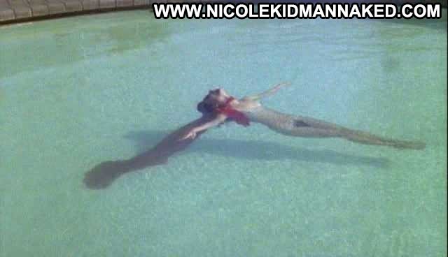 Soledad Miranda Vampiros Lesbos Bush Celebrity Pool Big Tits Breasts
