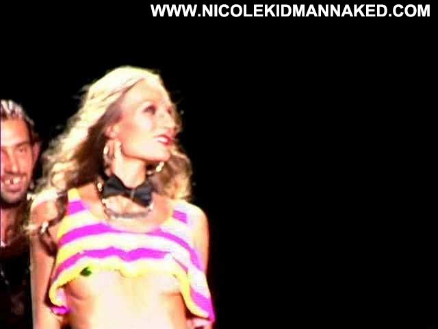 Carmen Kass Pointshoot Celebrity Breasts Big Tits Pasties Fashion