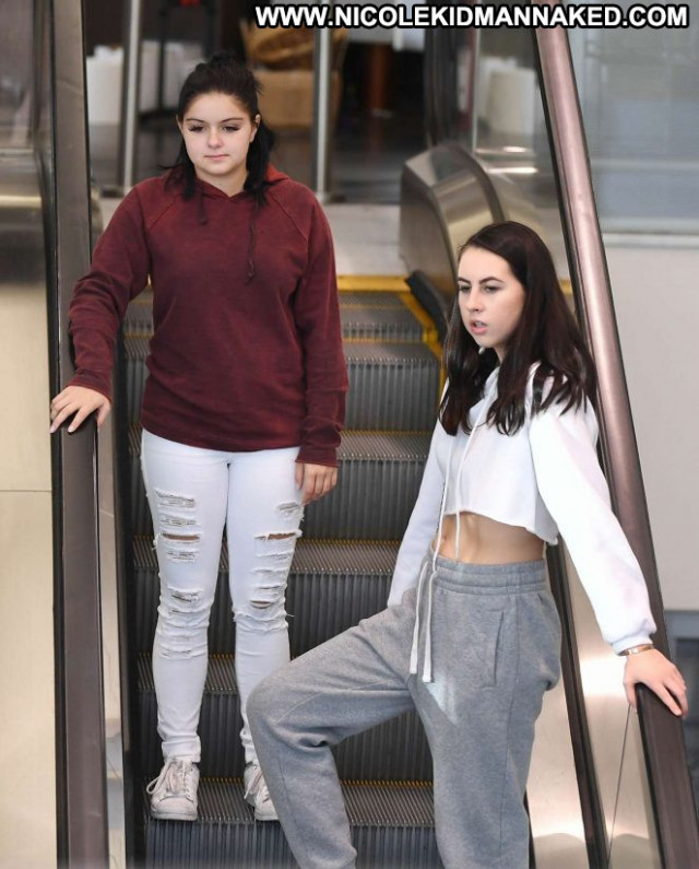 Ariel Winter Los Angeles Shopping Candid Angel Paparazzi Candids