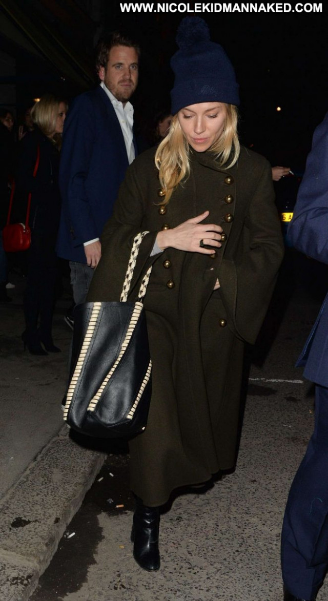 Sienna Miller No Source  Paparazzi Celebrity Beautiful Posing Hot