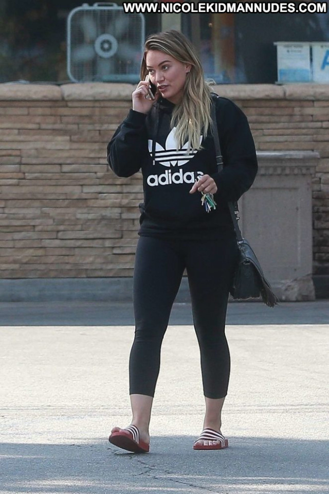 Hilary Duff Studio City Paparazzi Celebrity Beautiful Babe Posing Hot