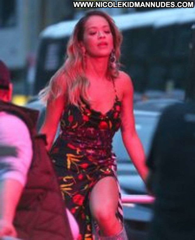 Rita Ora No Source Posing Hot Babe Celebrity Paparazzi Beautiful Nyc