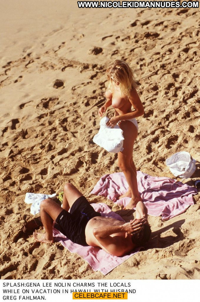 Gena Lee Nolin No Source  Beautiful Celebrity Beach Topless Posing
