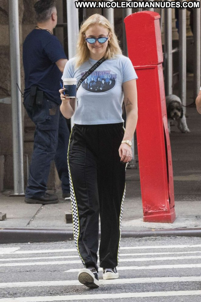 Sophie Turner New York Paparazzi Celebrity New York Posing Hot