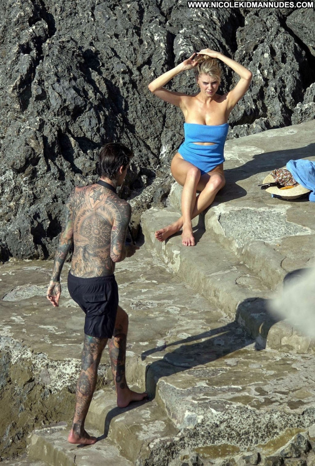 Nina Bajerska The Girl Leaked Ocean Cleavage Nude Bikini Celebrity