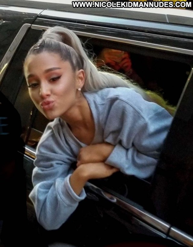 Ariana Grande No Source Beautiful Babe Posing Hot Paparazzi Celebrity