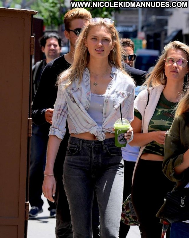 Romee Strijd No Source  Nyc Jeans Paparazzi Celebrity Babe Beautiful