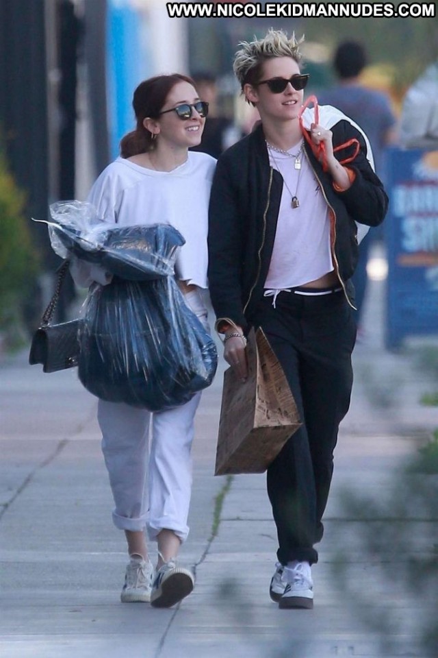 Kristen Stewart No Source Paparazzi Posing Hot Girlfriend Celebrity