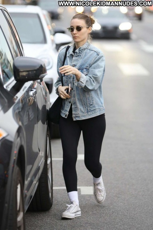 Rooney Mara West Hollywood Shopping Posing Hot Hollywood Celebrity