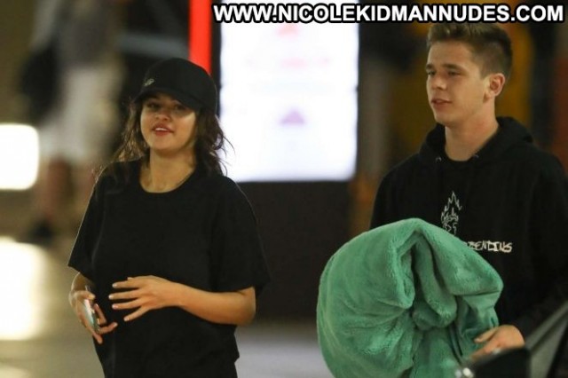 Selena Gome Los Angeles  Beautiful Babe Los Angeles Paparazzi Friends