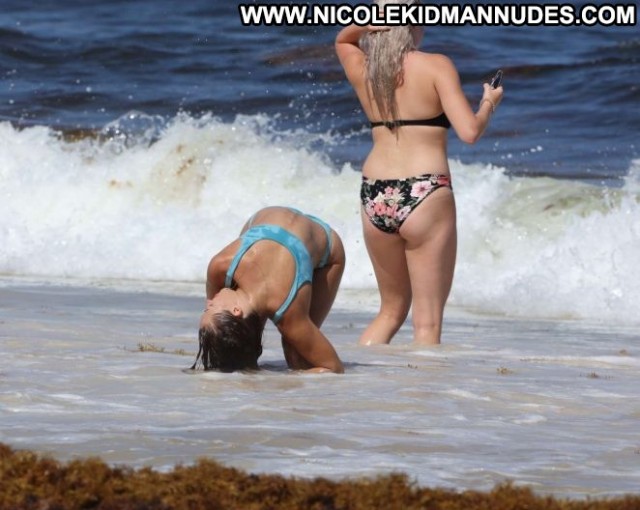 Stefanie Knight The Beach Posing Hot Babe Bikini Celebrity Beautiful