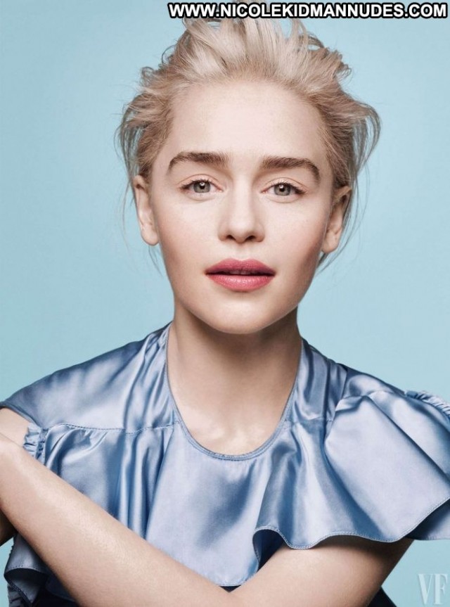 Emilia Clarke Vanity Fair Magazine Posing Hot Paparazzi Babe