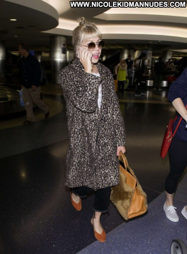 Carly Rae Jepsen Lax Airport Celebrity Angel Los Angeles Beautiful