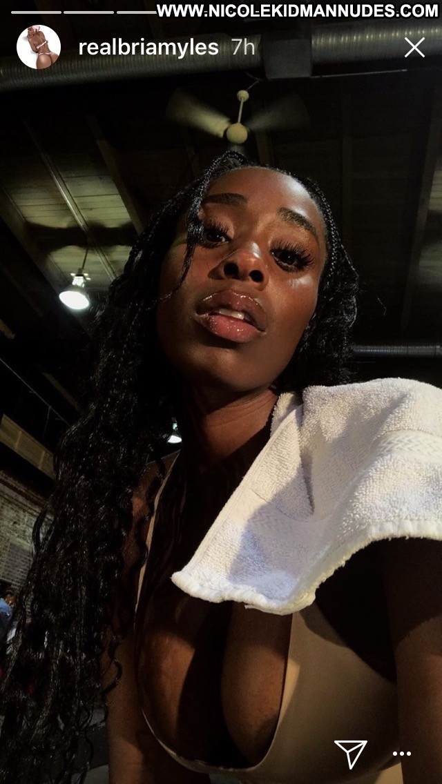 Bria Myles D Mode Model Nip Slip Beautiful Celebrity Old Actress Babe