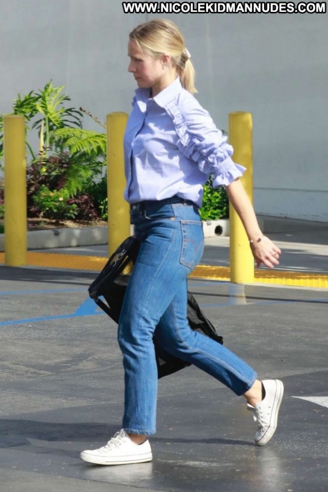 Kristen Bell Los Angeles Los Angeles Paparazzi Beautiful Jeans Posing