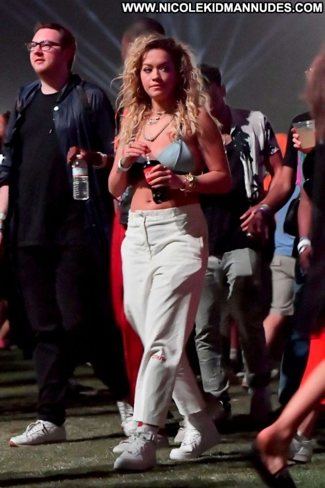 Rita Ora No Source Coach Beautiful Celebrity Paparazzi Posing Hot Babe