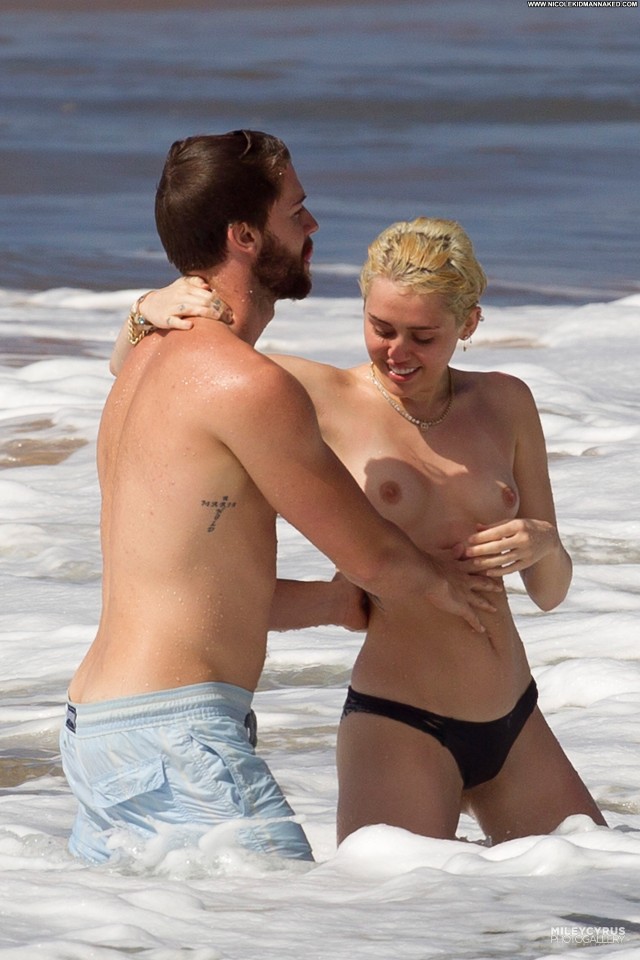 Miley Cyrus Hawaii Jan          Candids Celebrity Posing Hot Sexy Hd