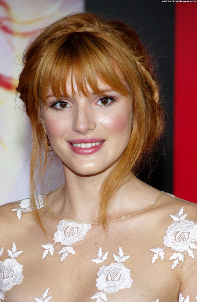 Bella Thorne The Hunger Games Hollywood Beautiful Celebrity Babe High