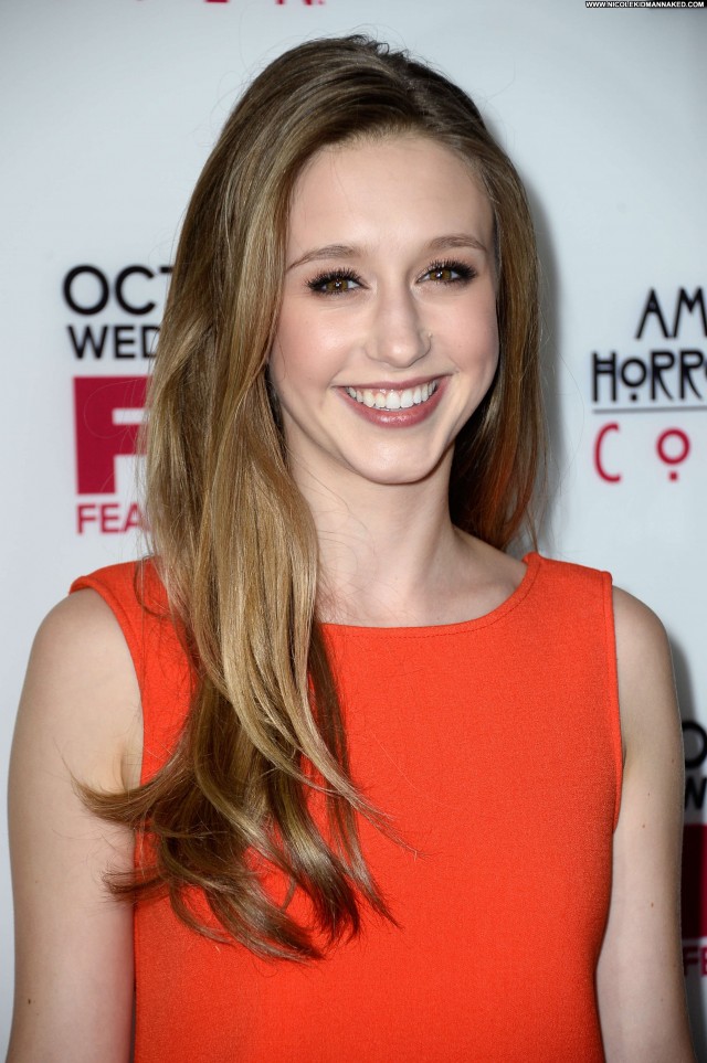 Taissa Farmiga American Horror Story  Horror Celebrity Posing Hot