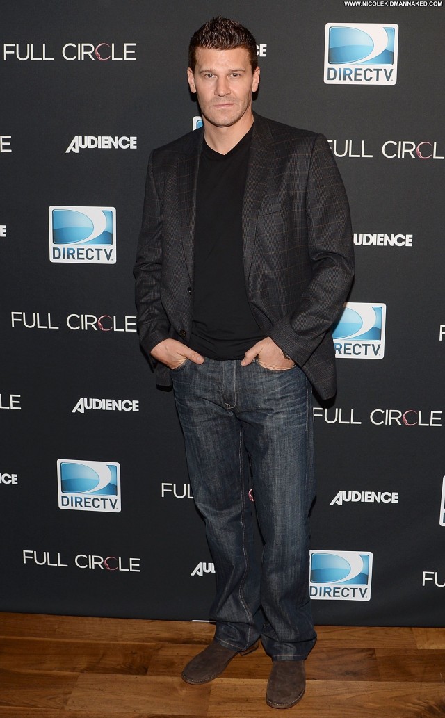 David Boreanaz No Source High Resolution Beautiful Babe Posing Hot