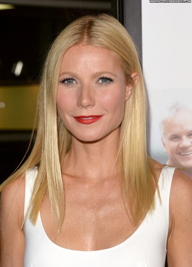 Gwyneth Paltrow Thanks For Sharing Beautiful Babe Posing Hot