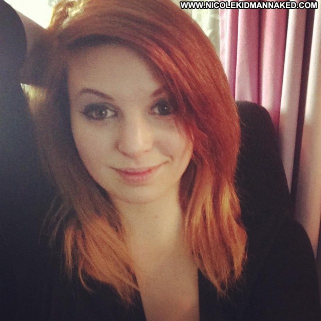 Emma Blackery Facebook Celebrity Beautiful Babe Posing Hot High