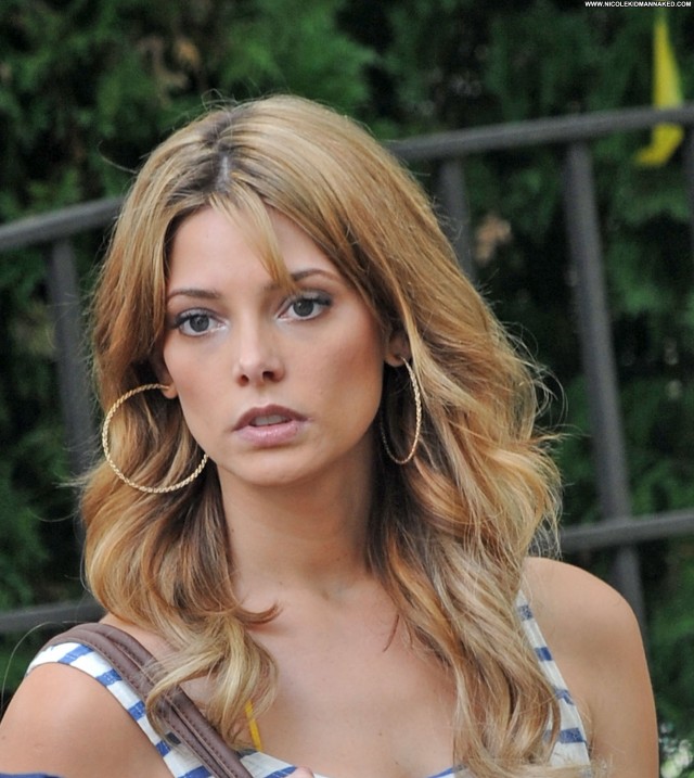 Ashley Greene Staten Island Summer Babe High Resolution Candids