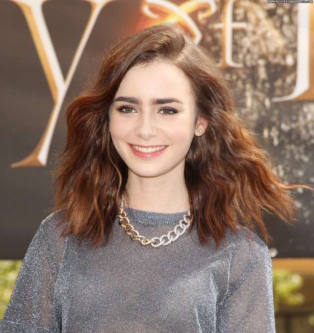 Lily Collins No Source Beautiful High Resolution Celebrity Babe