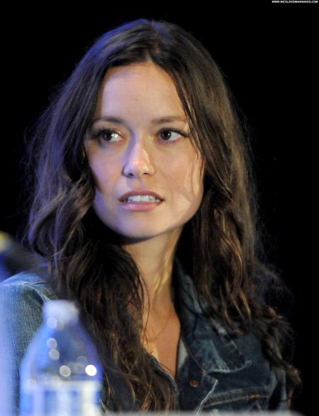 Summer Glau Summer Celebrity Posing Hot High Resolution