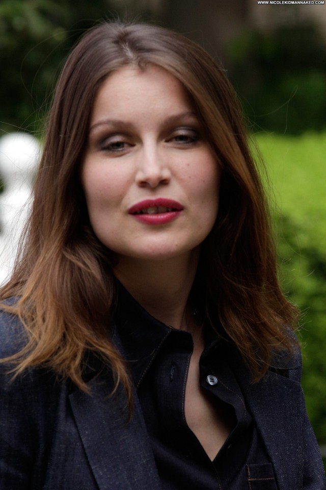 Laetitia Casta No Source High Resolution Celebrity Paris Beautiful