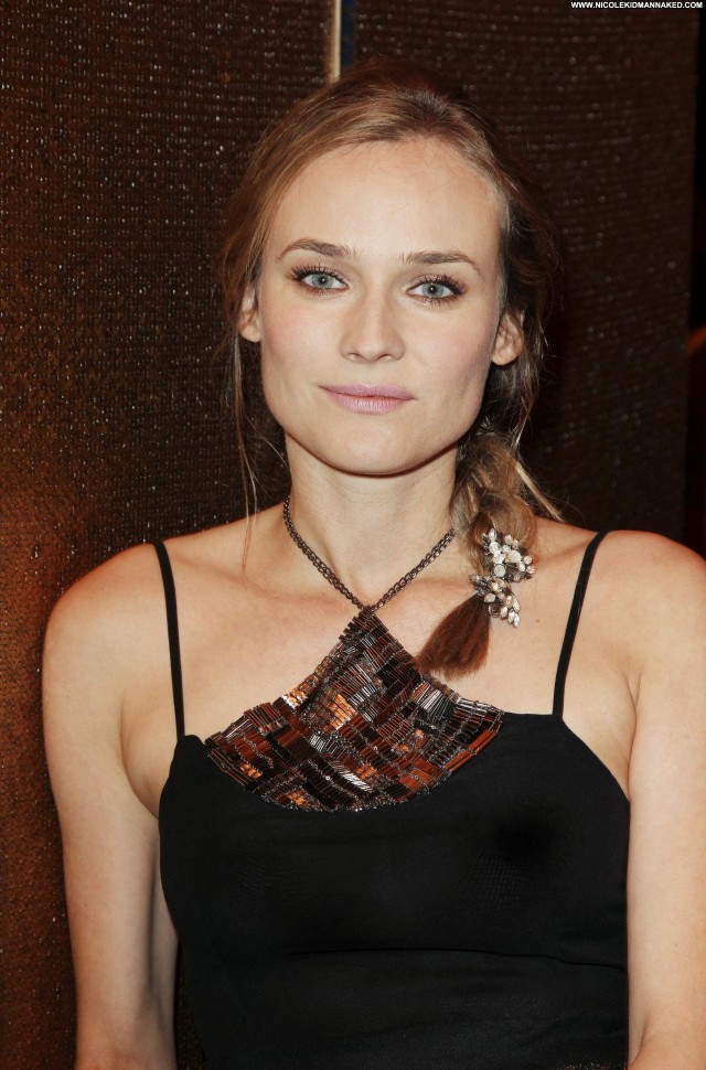 Diane Kruger Fashion Show Paris Beautiful Posing Hot Fashion High