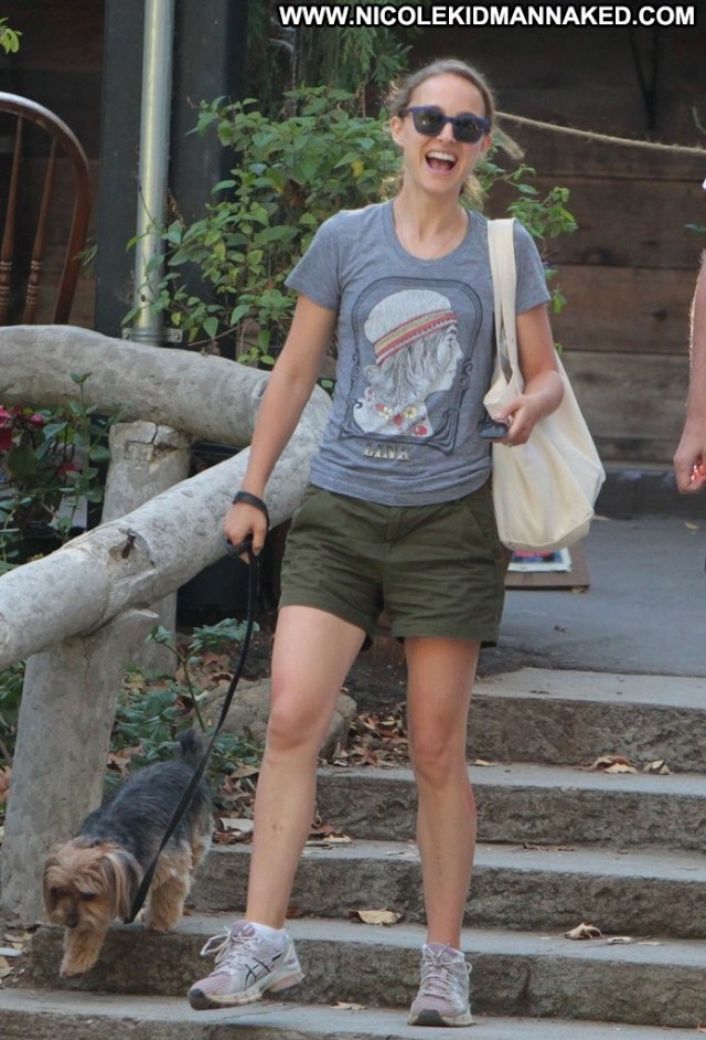 Natalie Portman No Source Posing Hot Celebrity California Beautiful