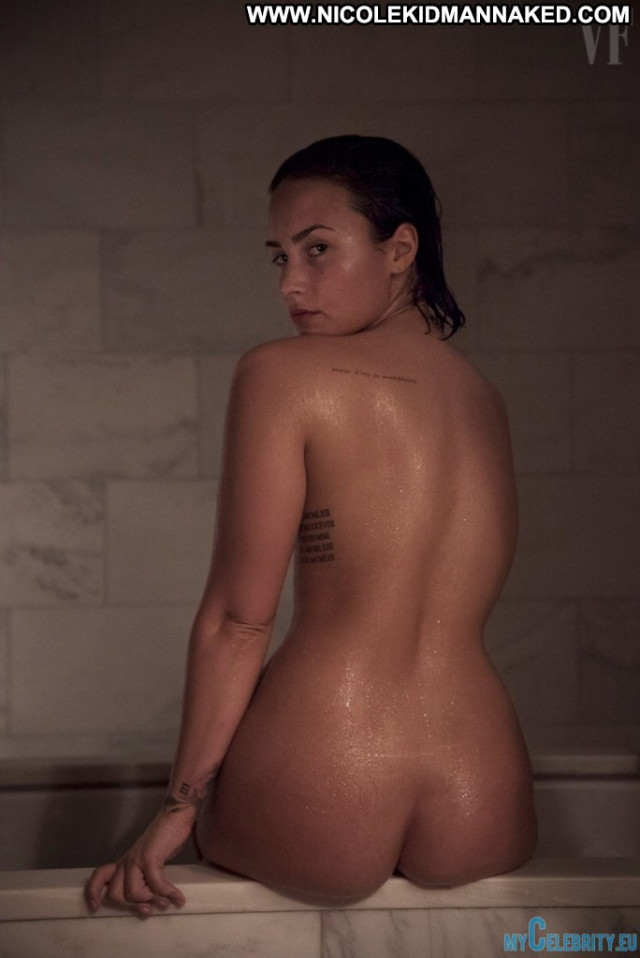 Demi Lovato S Magazine Photoshoot Nude Celebrity Magazine Photoshoot