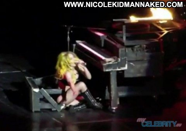 Lady Gaga The Piano  Babe Posing Hot Piano Celebrity Beautiful Usa