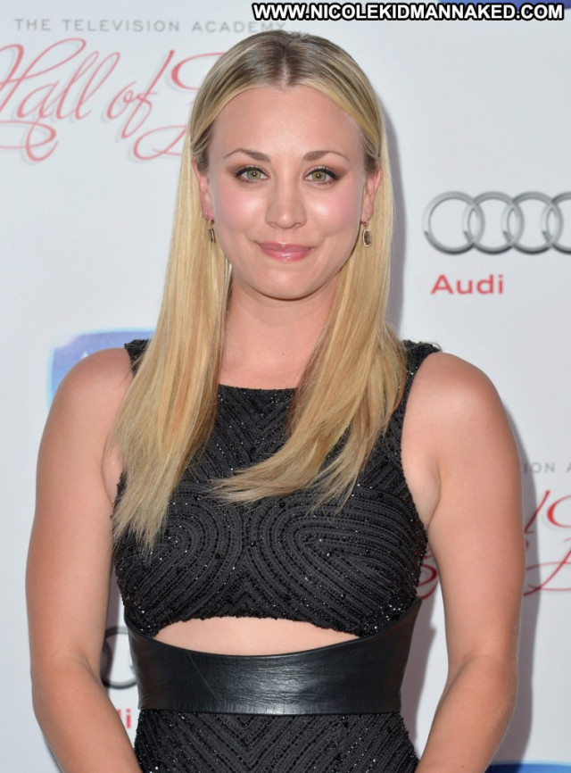 Kaley Cuoco Red Carpet Red Carpet Smile Celebrity Beautiful Babe Usa