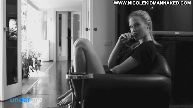 Bar Refaeli No Source Photoshoot Feet Posing Hot Babe Celebrity Bar