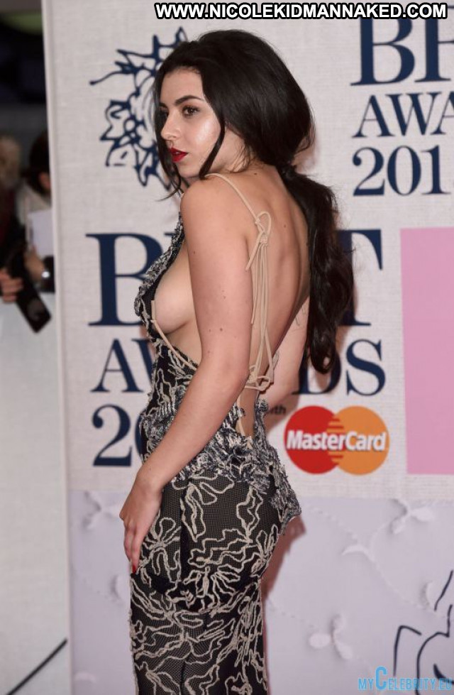 Charli Xcx Brit Awards Sideboob Posing Hot Awards Beautiful Babe