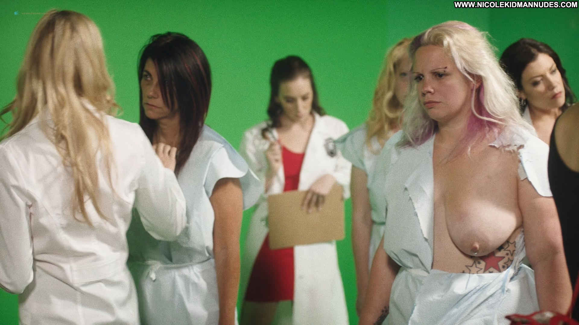 Lindsay hartley naked